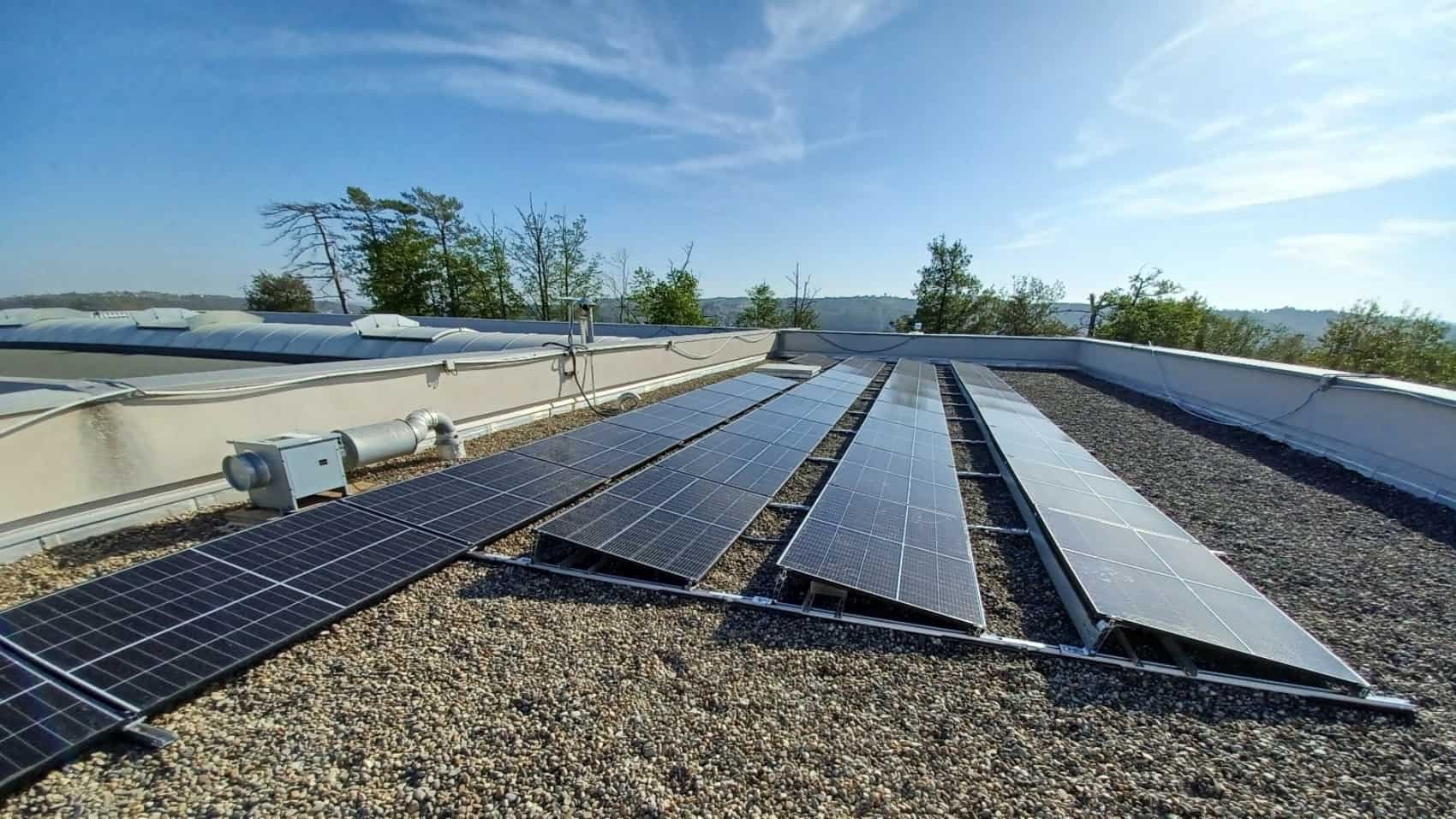 panneaux solaires photovoltaïques